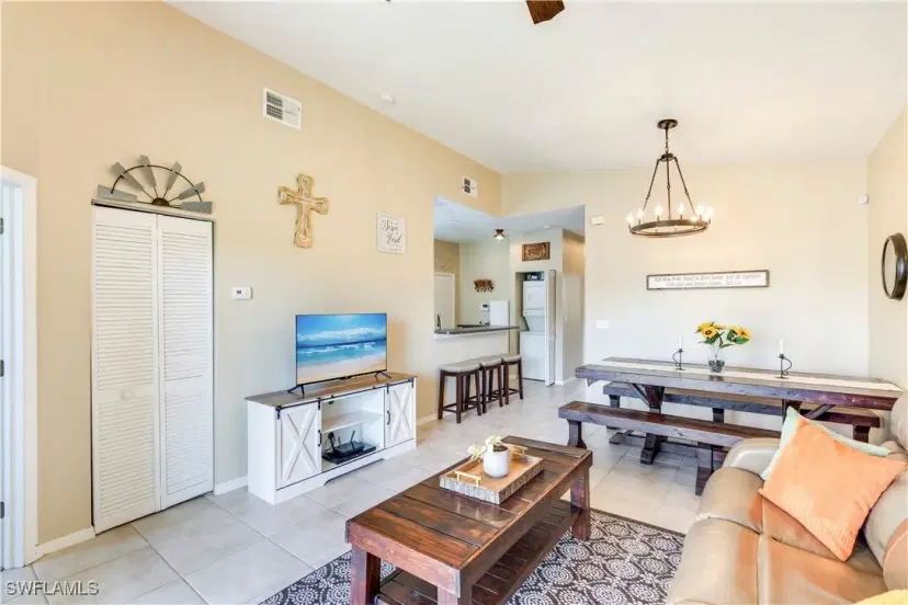 Picture of 4222 Bellasol Cir 923, Fort Myers FL 33916
