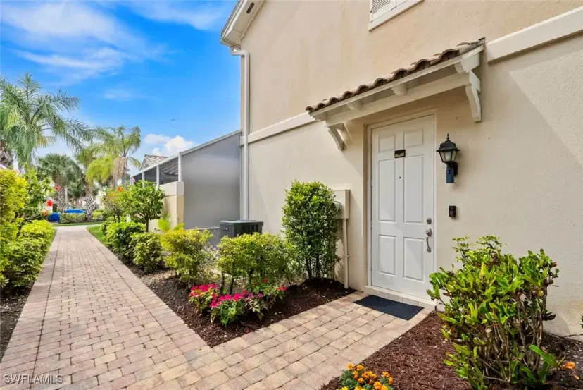 Picture of 15581 Latitude Dr, Bonita Springs FL 34135