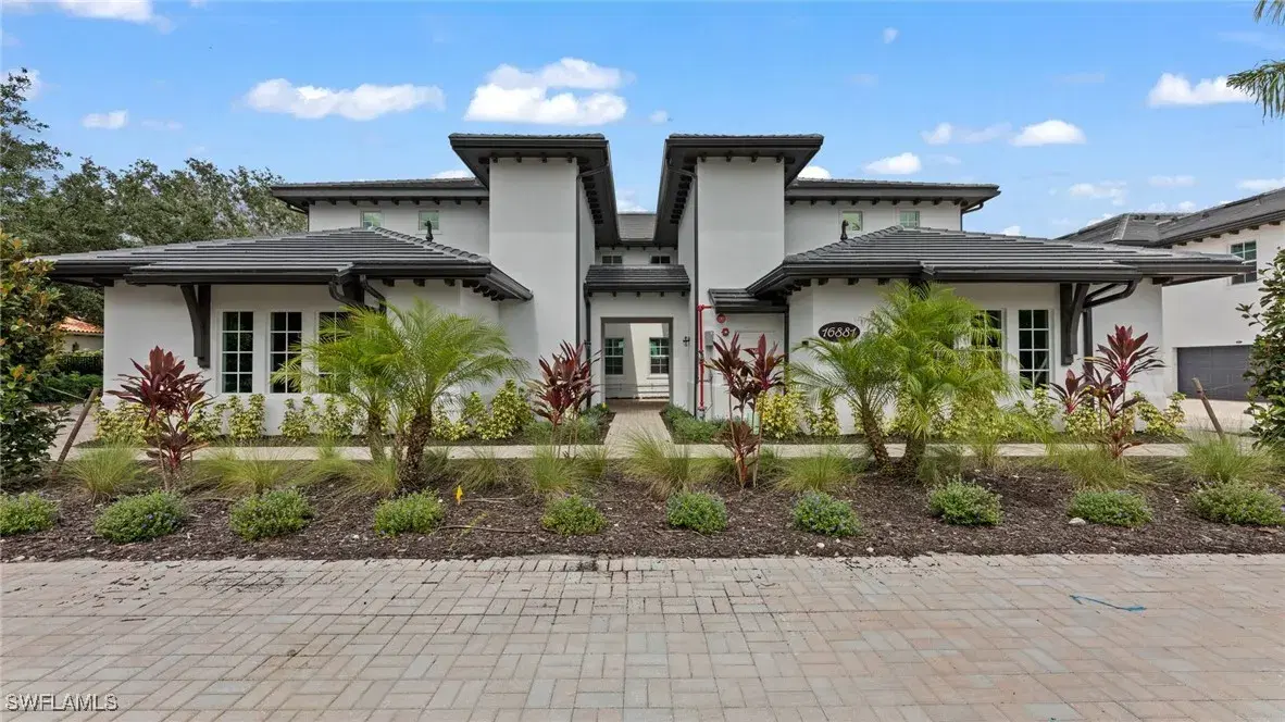 Picture of 16881 Fairgrove Way 7-102, Naples, FL 34110