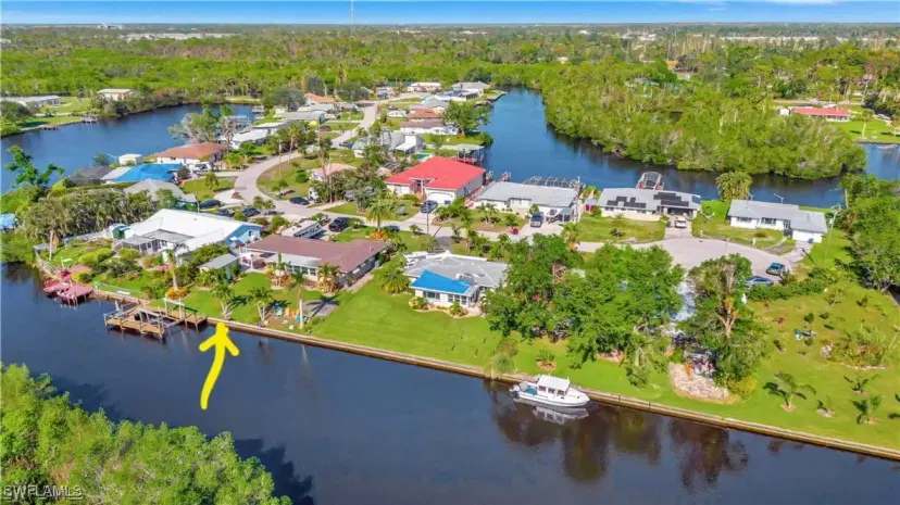 Picture of 1299 Thompson St, North Fort Myers FL 33903