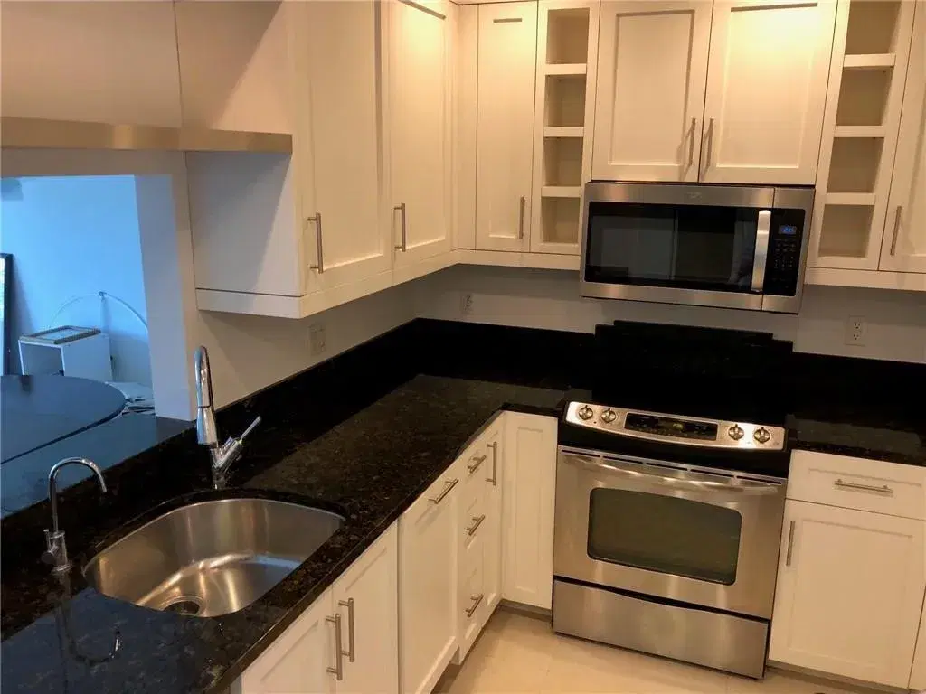 Picture of 5700 NE 22Nd Way 325, Fort Lauderdale, FL 33308