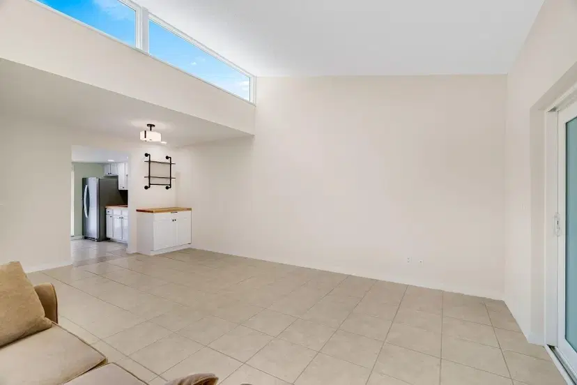 Picture of 1555 14Th Avenue 208, Vero Beach FL 32960