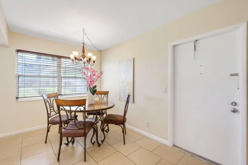 Picture of 221 Preston F 221, Boca Raton FL 33434