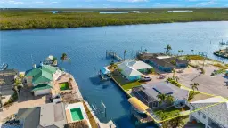 Picture of 467 Madison Ct, Fort Myers Beach, FL 33931