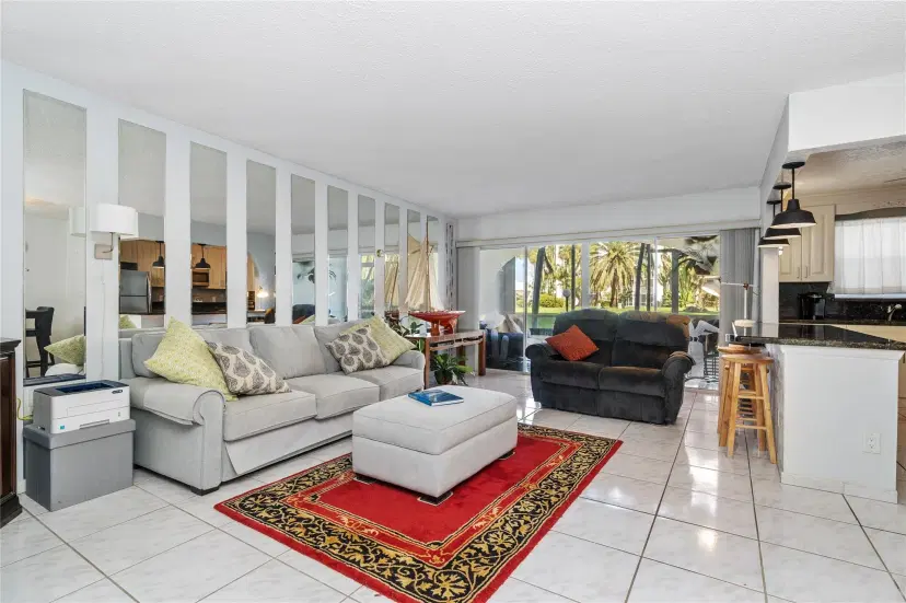 Picture of 2731 NE 14Th Street Cswy 110, Pompano Beach FL 33062