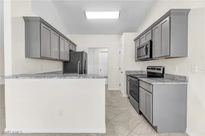 Picture of 1910 SW 30Th St, Cape Coral FL 33914