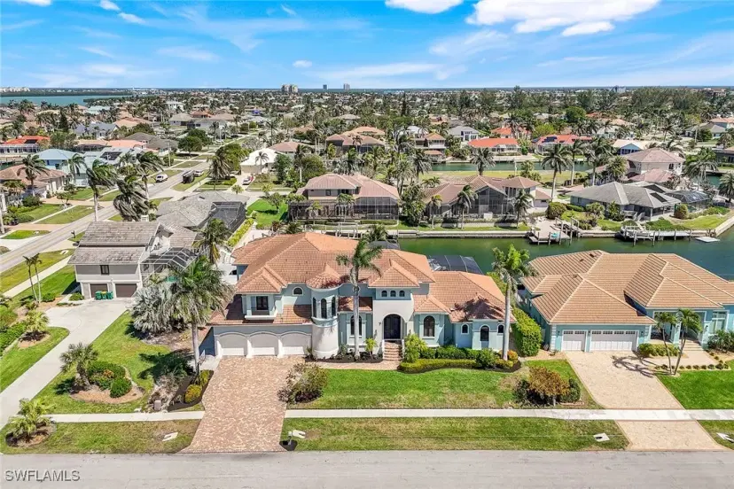 Picture of 541 Taylor Ct, Marco Island FL 34145