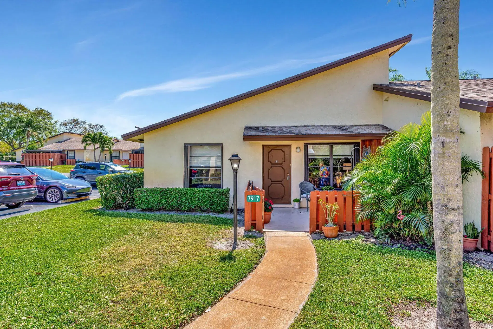 Picture of 7917 SE Villa Circle, Hobe Sound, FL 33455