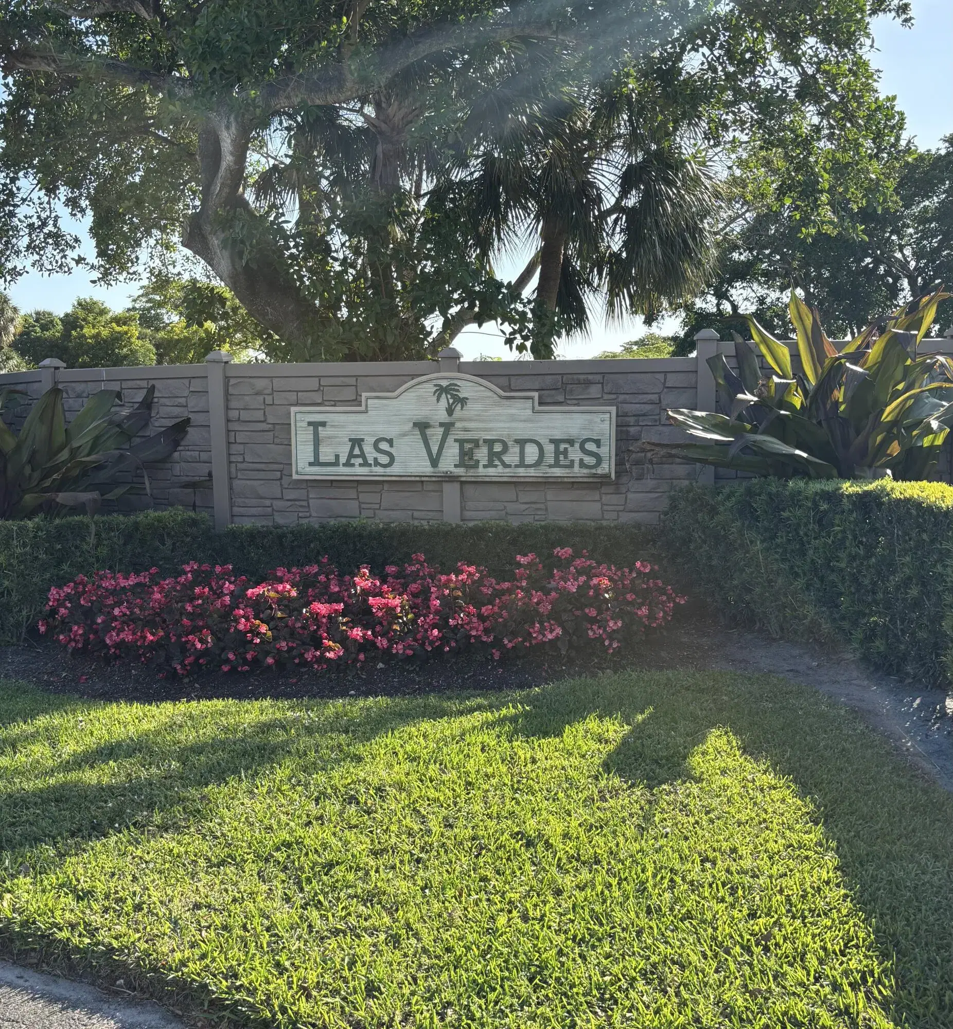 Picture of 5160 Las Verdes Circle 201, Delray Beach, FL 33484