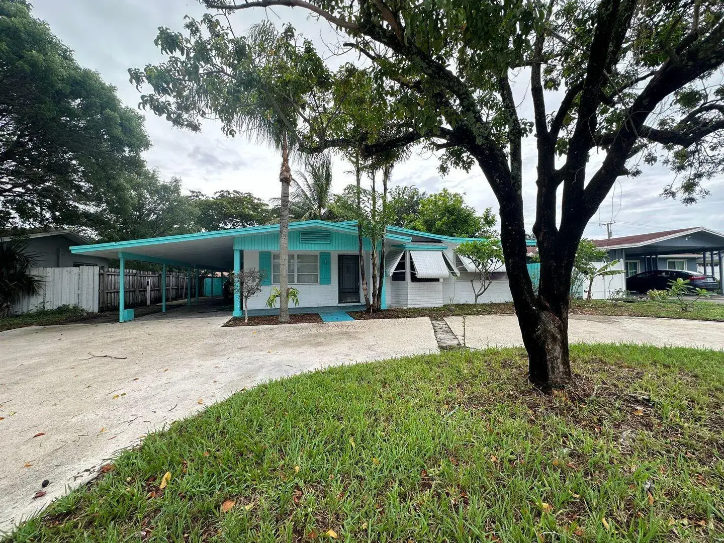 Picture of 9308 N Military Trail, Palm Beach Gardens, FL 33410