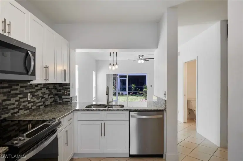Picture of 10070 Spyglass Hill Ln, Fort Myers FL 33966