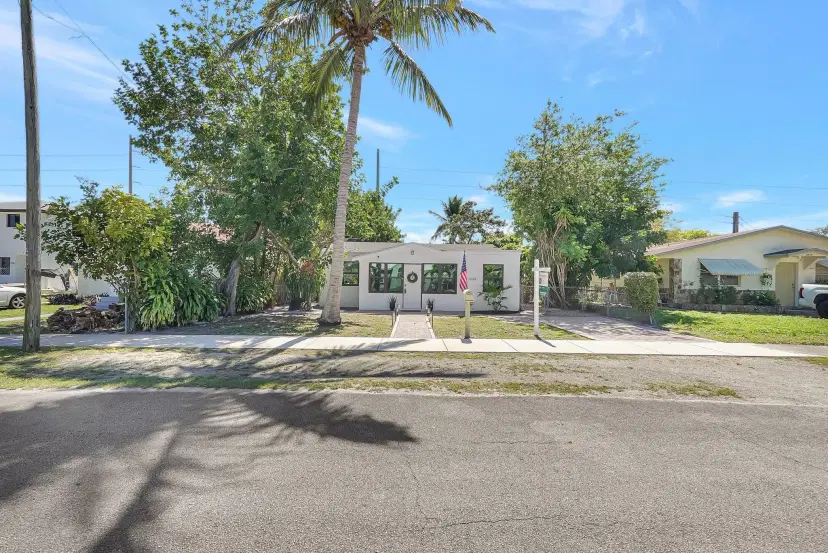 Picture of 2334 Cleveland St, Hollywood FL 33020