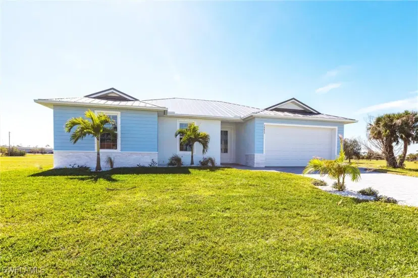 Picture of 2729 SW 4Th Ter, Cape Coral FL 33991