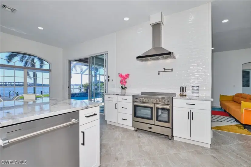 Picture of 1685 Edith Esplanade, Cape Coral FL 33904