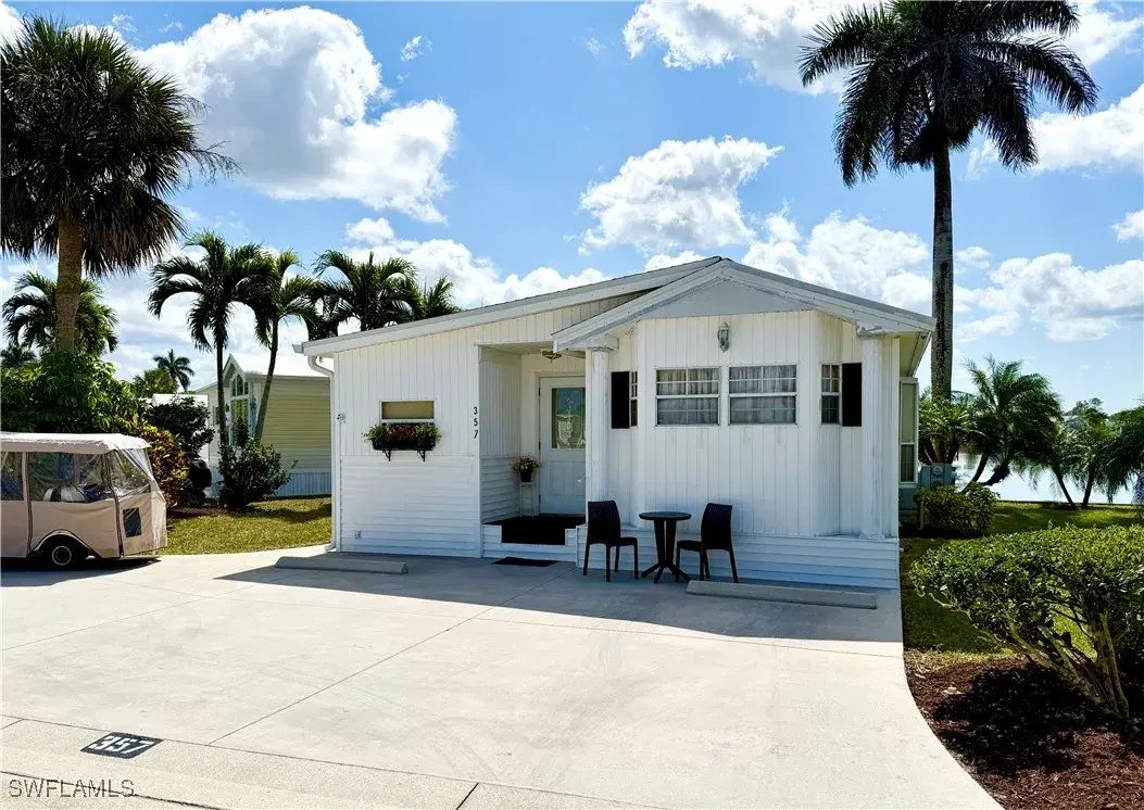 Picture of 357 Bobcat Run, Naples, FL 34114