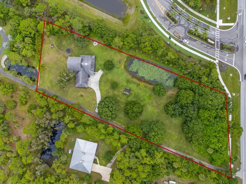 Picture of 1680 SE Cove Road, Stuart FL 34997