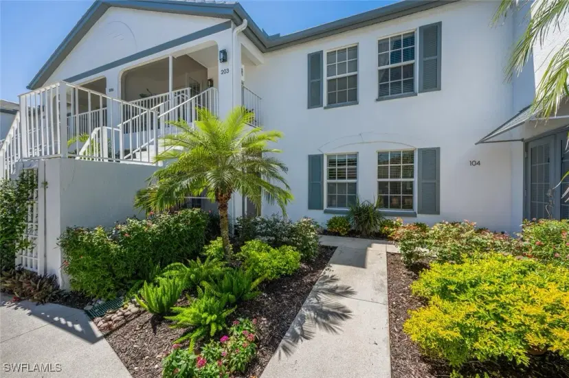 Picture of 886 Tanbark Dr Sw 103, Naples FL 34108