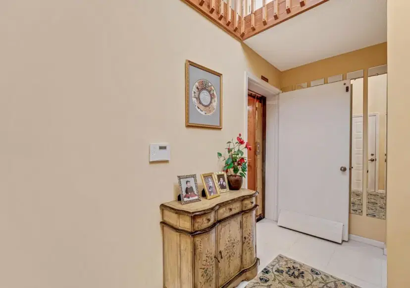 Picture of 9805 Shadybrook 201 Drive 201, Boynton Beach FL 33437