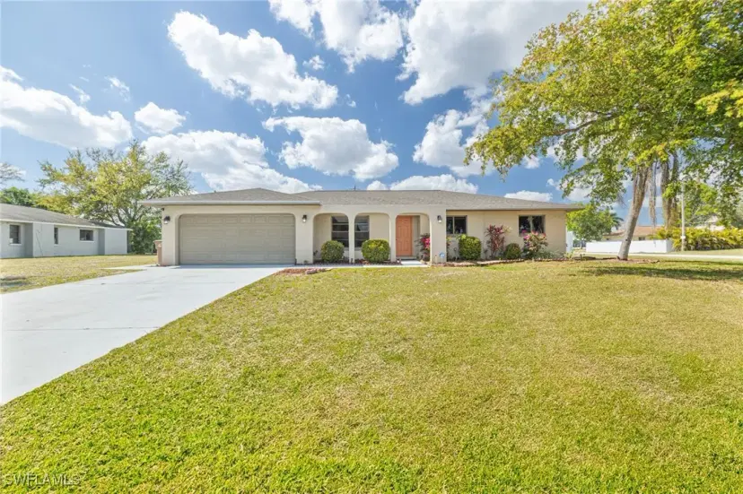 Picture of 1628 Country Club Blvd, Cape Coral FL 33990