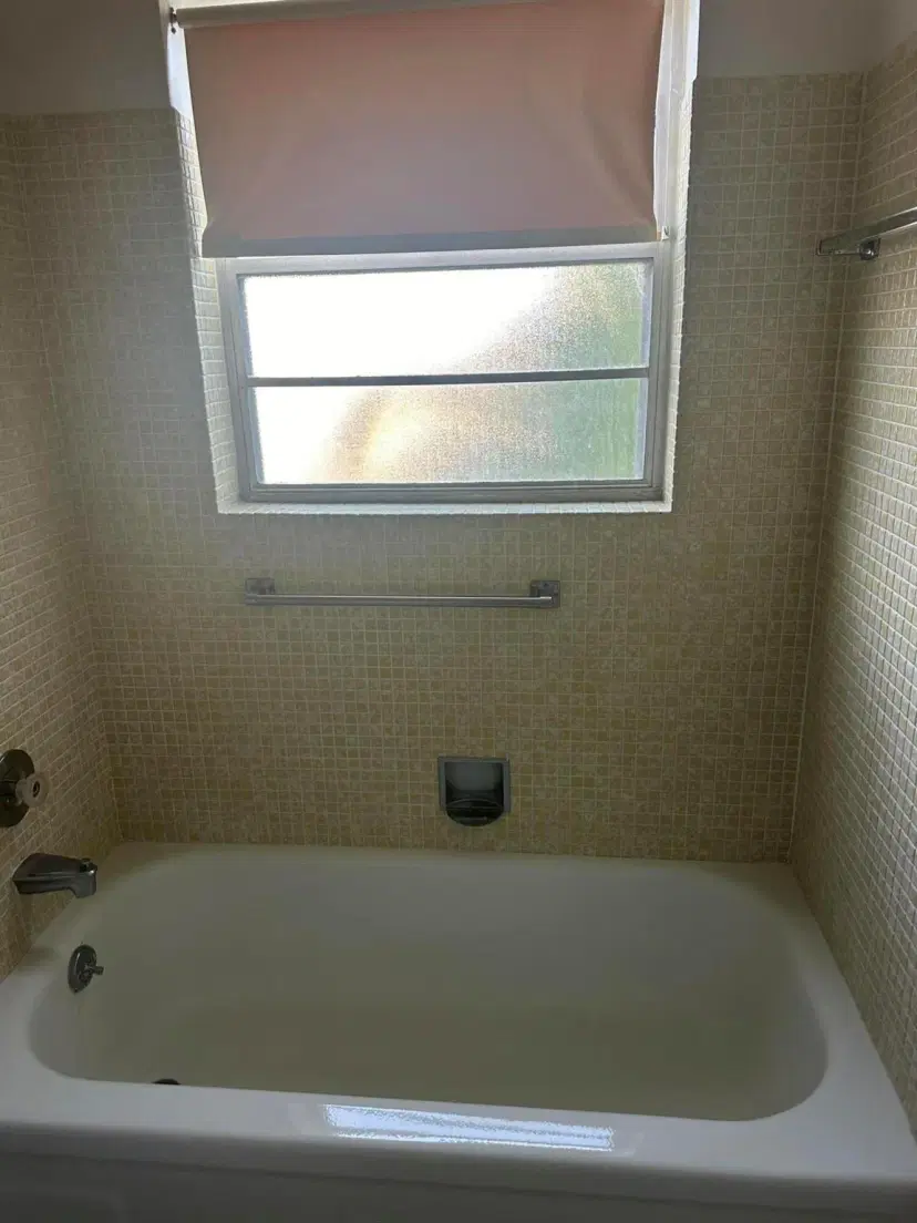 Picture of 149 Windsor G, West Palm Beach FL 33417