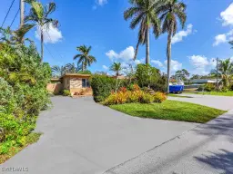 Picture of 1227 Trail Terrace Dr, Naples, FL 34103