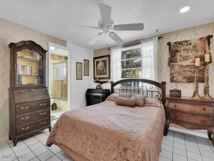 Picture of 1227 Trail Terrace Dr, Naples FL 34103