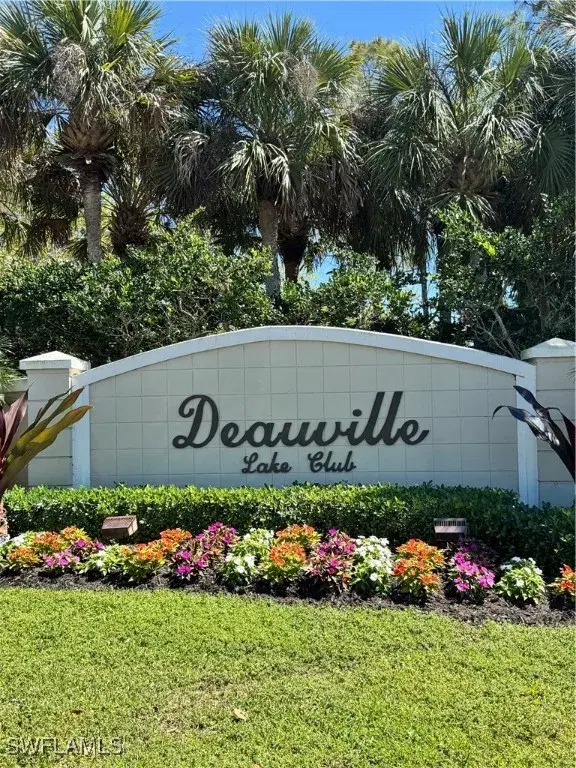 Picture of 5767 Deauville Cir D308, Naples, FL 34112
