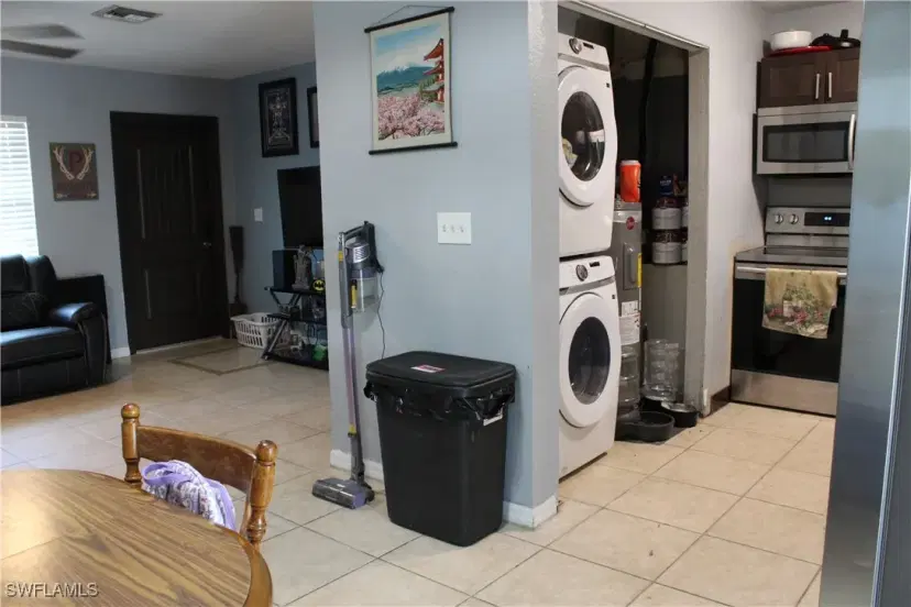 Picture of 2609 Owen Ave S, Lehigh Acres FL 33973
