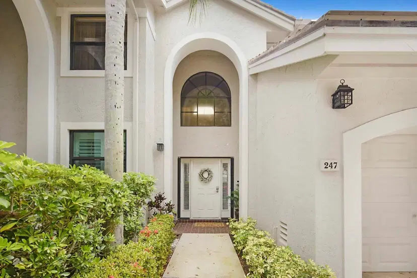 Picture of 16100 W Bay Drive 247, Jupiter FL 33477