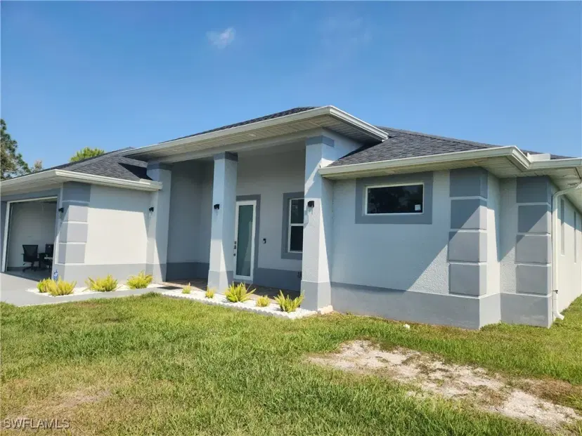 Picture of 406 Muriel St, Lehigh Acres FL 33972