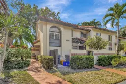 Picture of 5904 S End Lake Drive 201, Boynton Beach, FL 33437