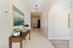 Picture of 560 12Th St Se, Naples, FL 34117
