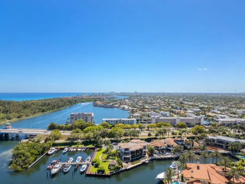 Picture of 850 NE Spanish River Boulevard 24, Boca Raton FL 33431