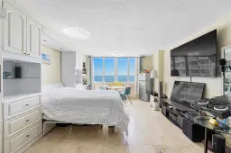 Picture of 19201 Collins Ave 345, North Miami Beach, FL 33160