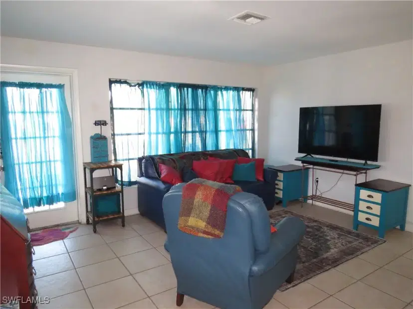Picture of 18566 Dogwood Rd, Fort Myers FL 33967
