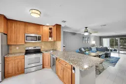 Picture of 11800 Avenue Of The Pga 14, Palm Beach Gardens, FL 33418