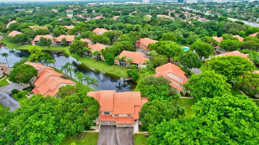 Picture of 5731 Coach House Circle A, Boca Raton FL 33486