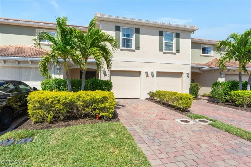 Picture of 3725 Crofton Ct, Fort Myers FL 33916