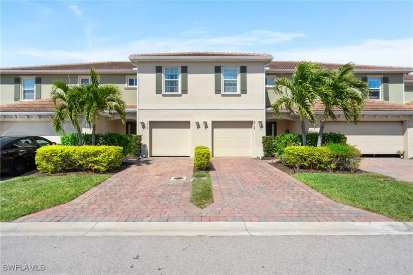 Picture of 3725 Crofton Ct, Fort Myers FL 33916