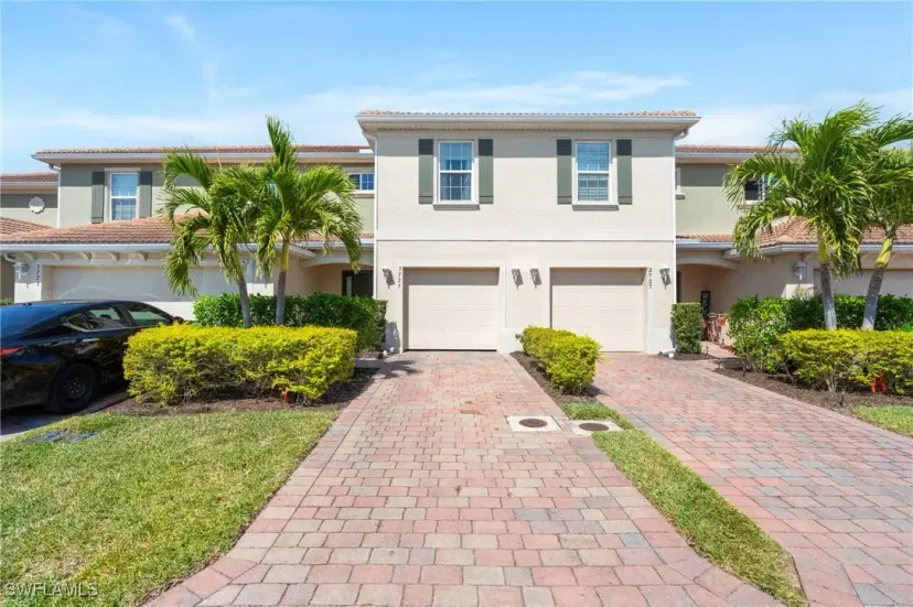Picture of 3725 Crofton Ct, Fort Myers FL 33916