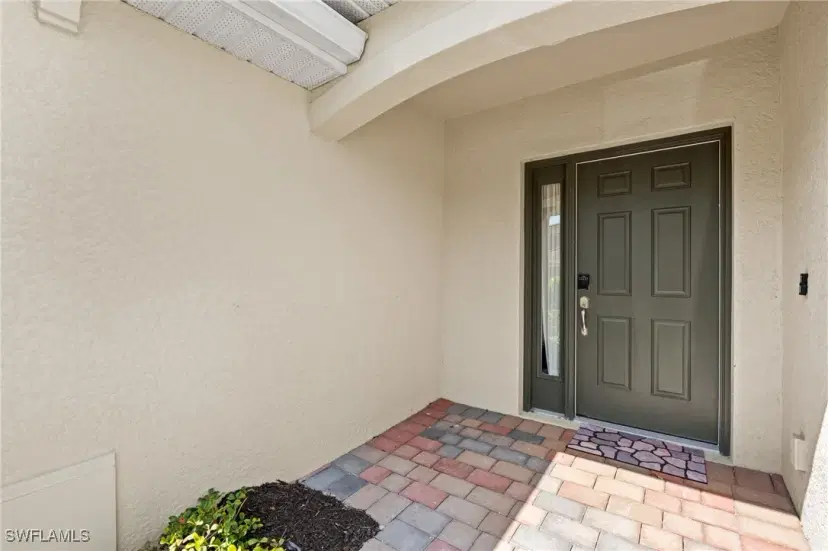 Picture of 3725 Crofton Ct, Fort Myers FL 33916