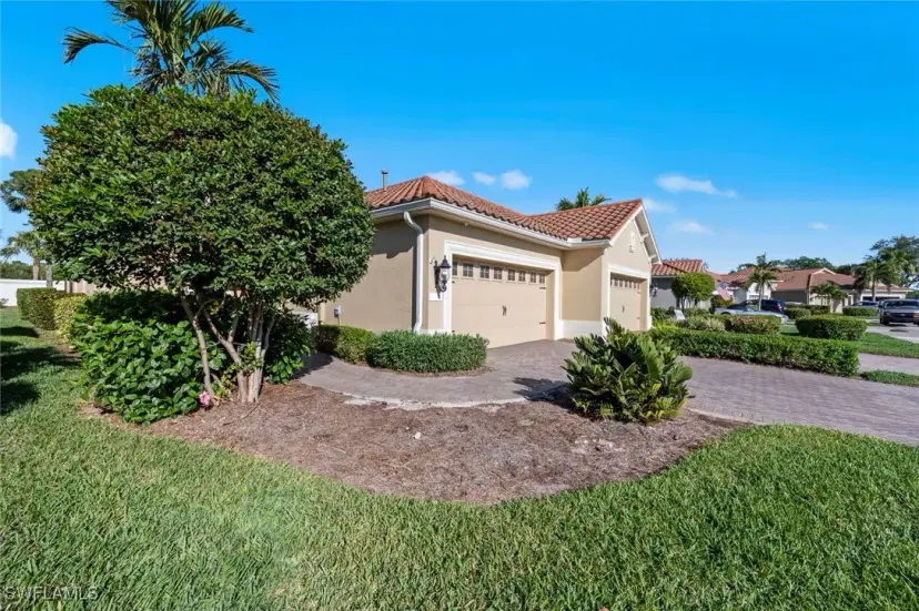 Picture of 4573 Waterscape Ln, Fort Myers FL 33966