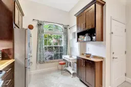 Picture of 1012 Via Jardin, Riviera Beach, FL 33418