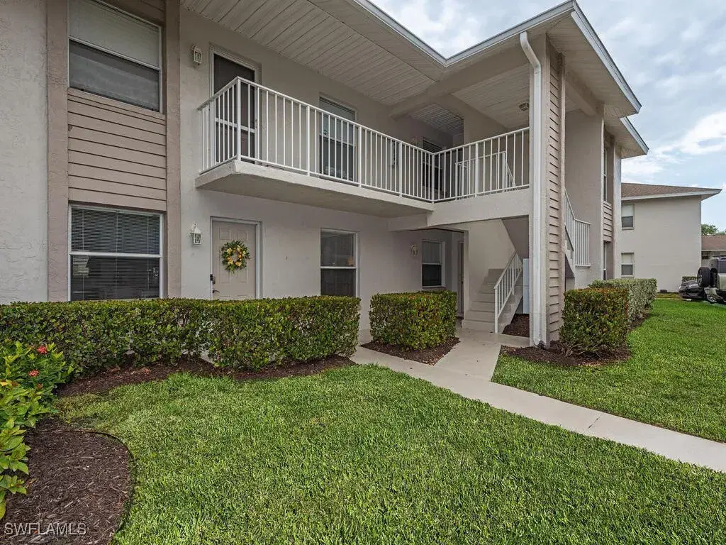 Picture of 1344 Derbyshire Ct D103, Naples, FL 34116