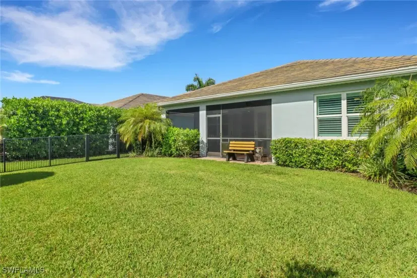 Picture of 14594 Tropical Dr, Naples FL 34114