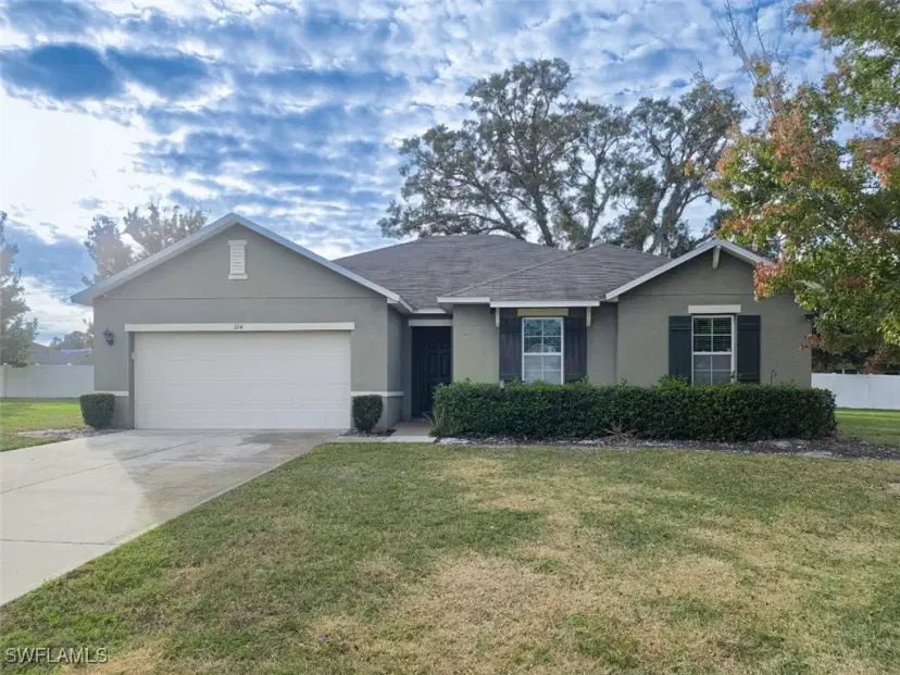 Picture of 324 Sunny Field Ct, Eustis FL 32726