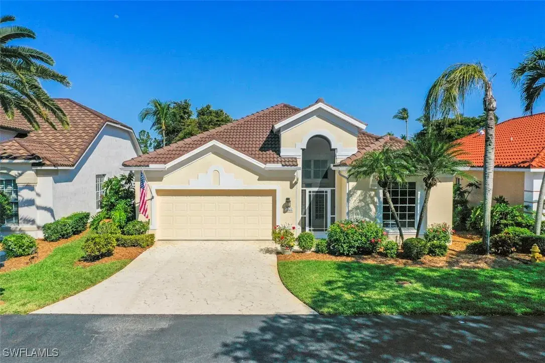 Picture of 14846 Crescent Cove Dr, Fort Myers, FL 33908
