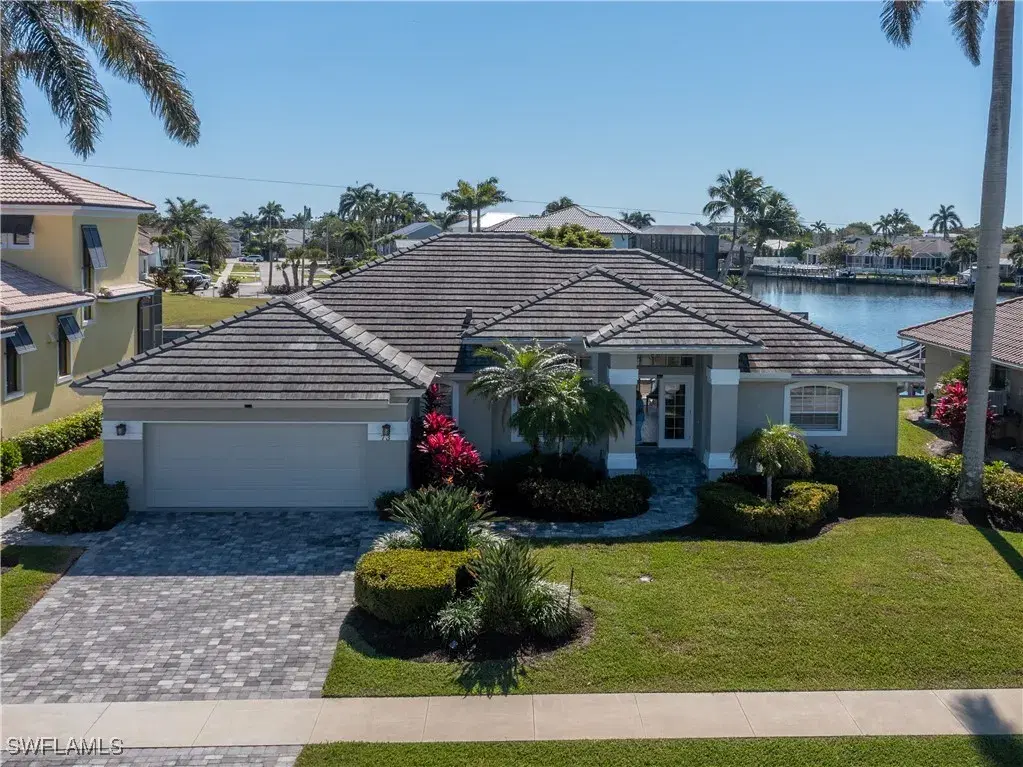 Picture of 73 Gulfport Ct, Marco Island, FL 34145