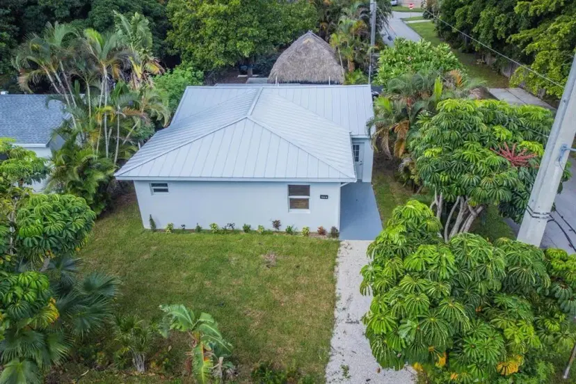 Picture of 1445 NE 2 Av, Fort Lauderdale FL 33304