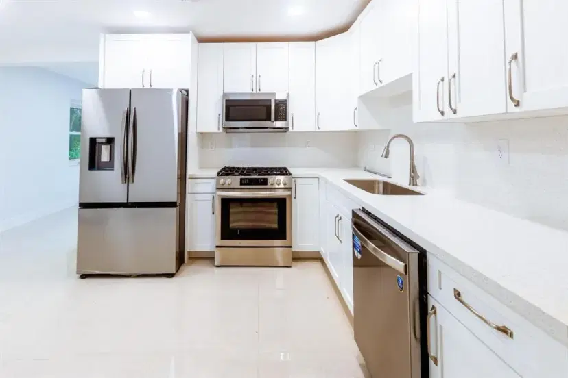 Picture of 1445 NE 2 Av, Fort Lauderdale FL 33304